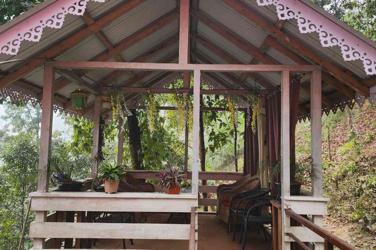 Neeyam Tree House